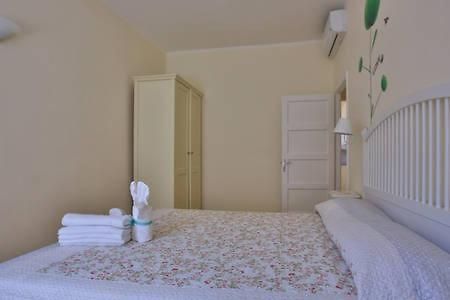 Jolly Roger Riomaggiore Hotel ภายนอก รูปภาพ